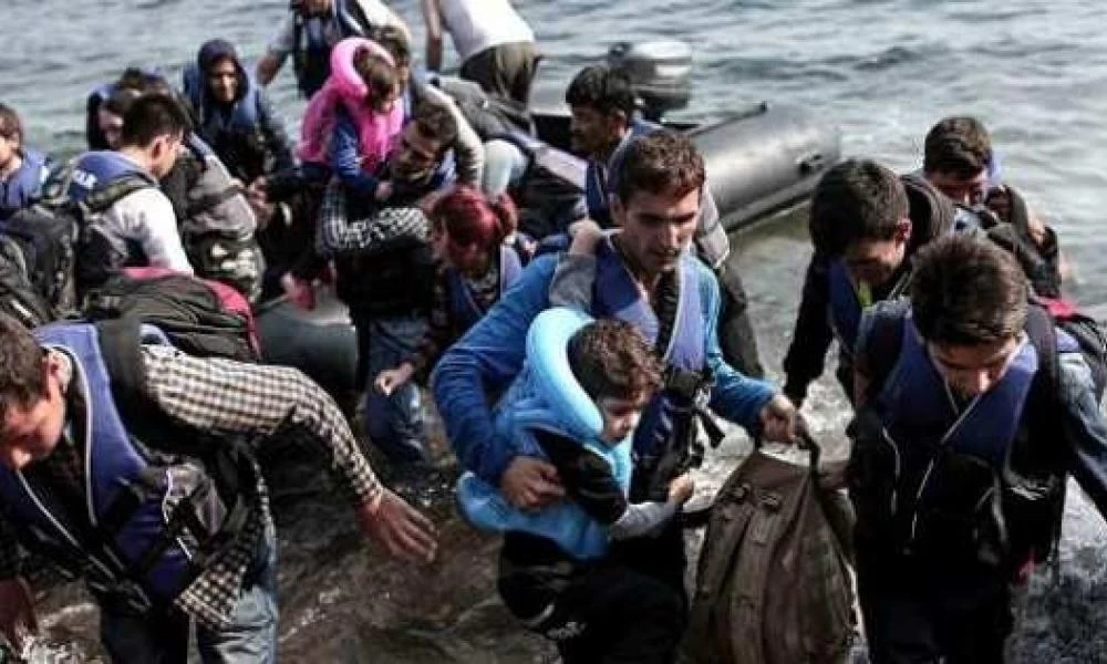 Μας περνούν θηλιά στο μεταναστευτικό: Εισαγγελικές έρευνες για παράνομες απελάσεις και επαναπροωθήσεις